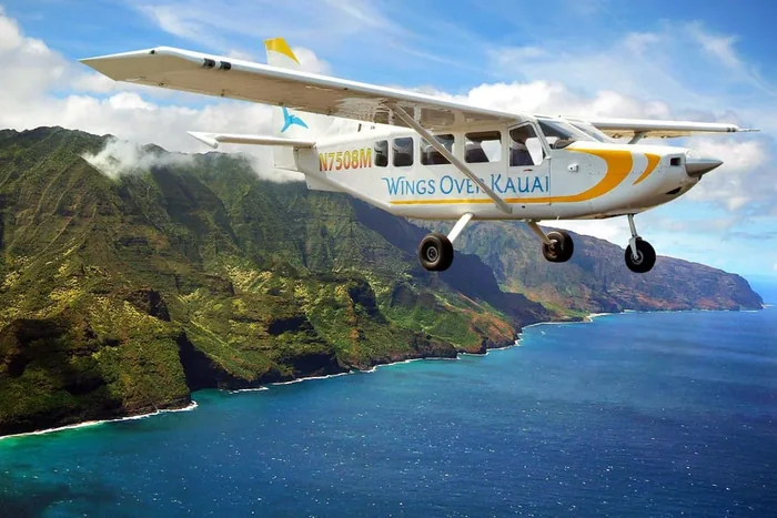 Kauai: Air Tour of Na Pali Coast and the Entire Island