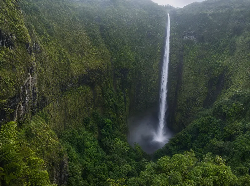 Manawaiopuna Falls, the Jurassic Park waterfall on private land that only a helicopter tour can land beside